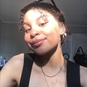 Meet your Posher, Alfi